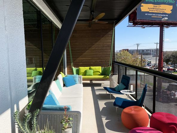 E. 7th Street Shared Office Space: 2120 E 7th St, Austin, TX 78702